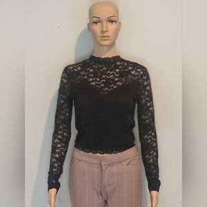 Bebe lace black top